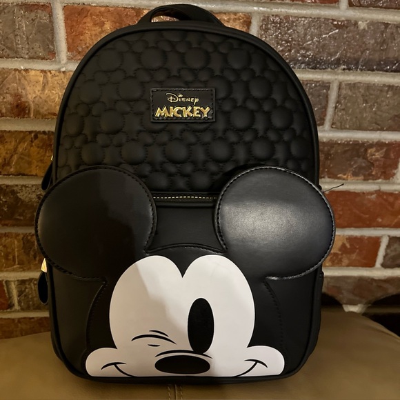 primark-bags-disney-winking-mickey-faux-leather-3d-ears-embossed